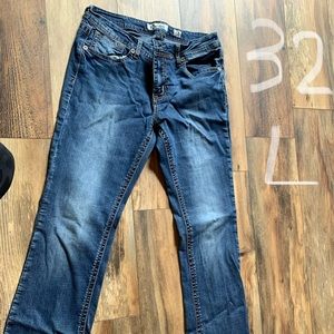 Charm jeans size 32